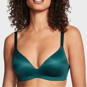 Victoria’s Secret Bare Infinity Flex Wireless Bra Emerald Green Size 36D